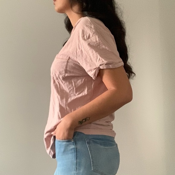 Divided  woman’s pink tshirt size medium - Picture 2 of 10